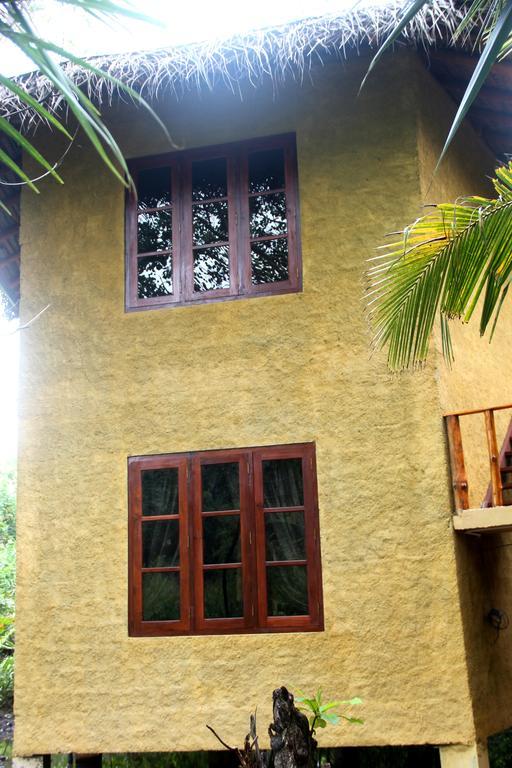 Seasons Four Mini Jungle Cabana Matara Esterno foto